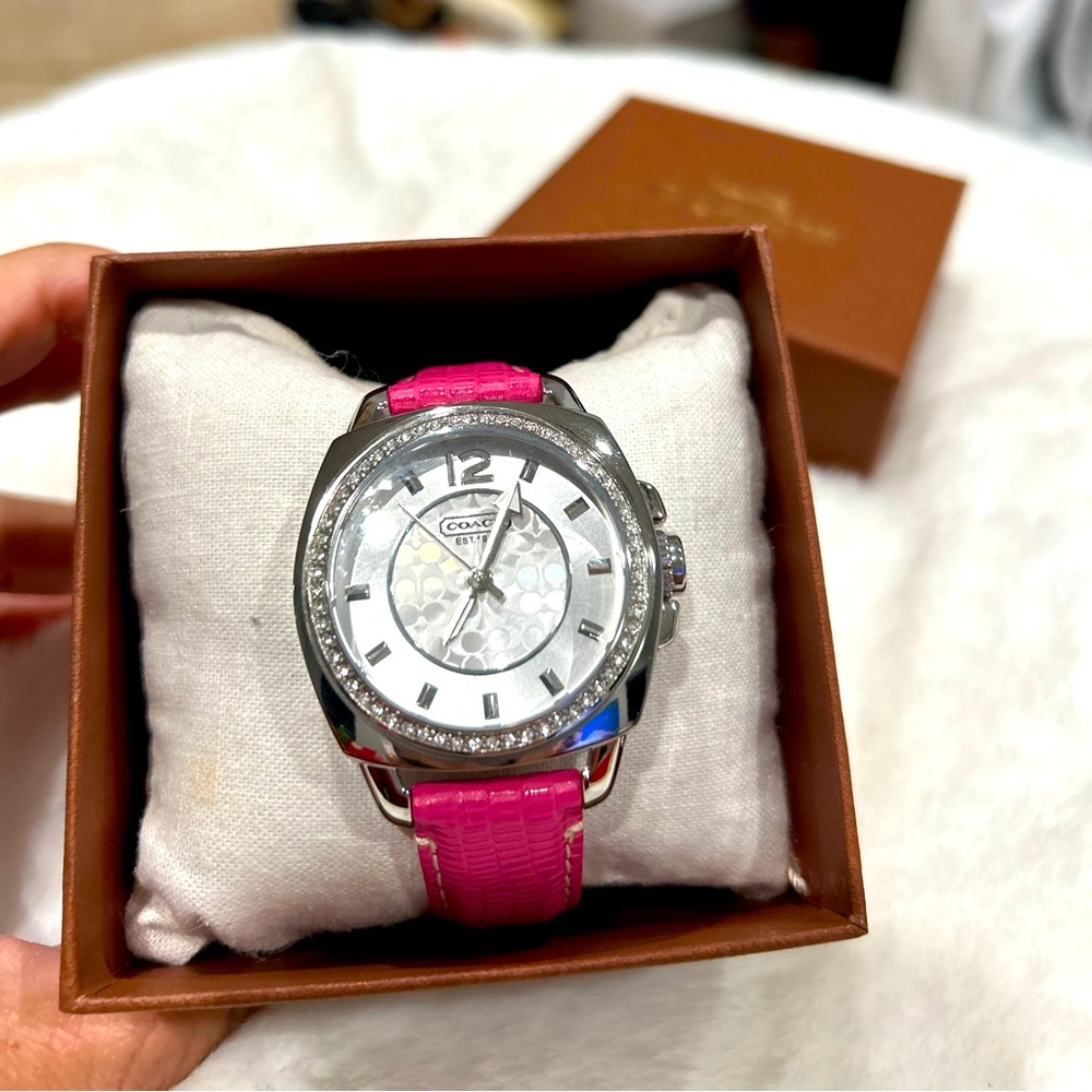 New Coach Boyfriend Crystal Women watch In pink leather Strap